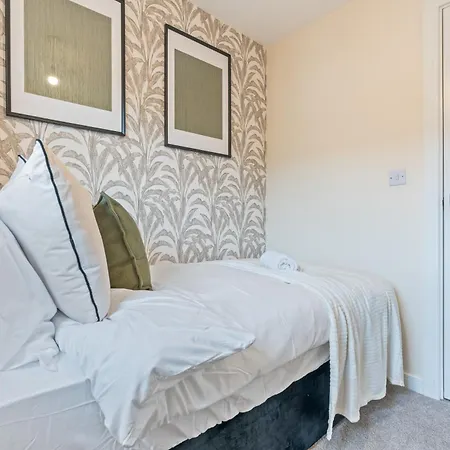 Spacious 4Br Bristol Stay - Wifi & Free Parking Bristol