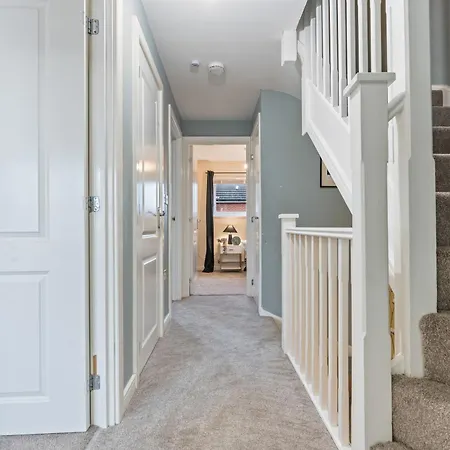 Spacious 4Br Bristol Stay - Wifi & Free Parking Prázdninový dům *