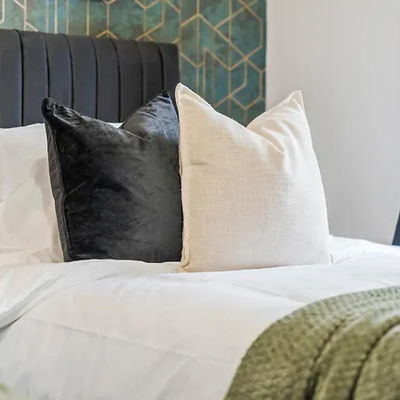 Spacious 4Br Bristol Stay - Wifi & Free Parking * Μπρίστολ